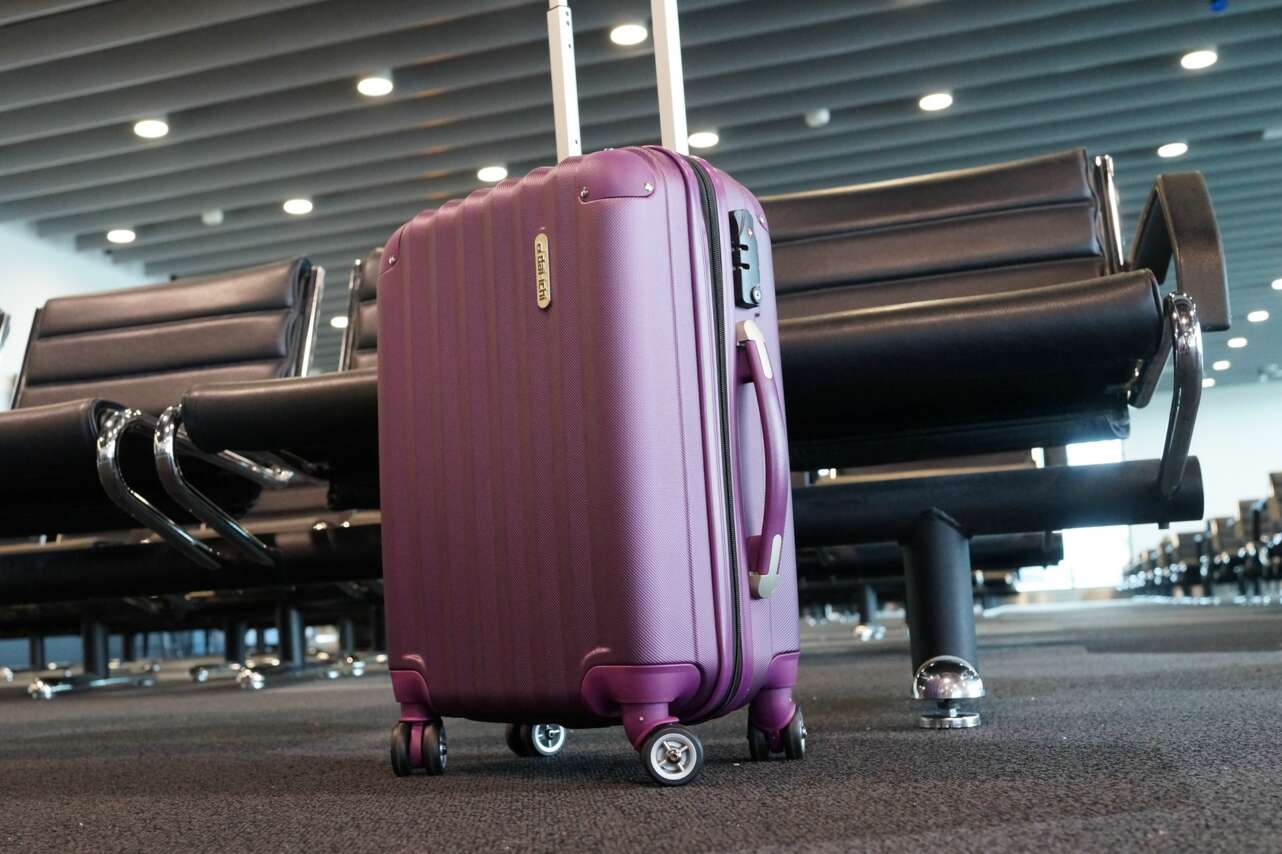 Cuál es el tamaño máximo del equipaje de mano en los aviones