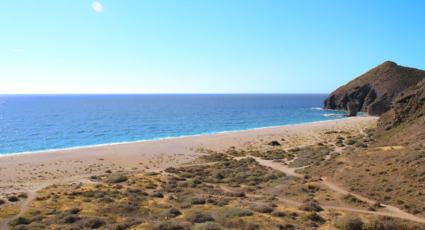 La playa de los Muertos, una de las mejores playas de Almería