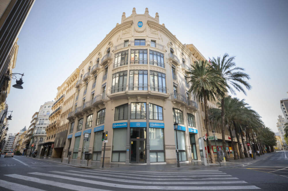 Fachada de Banco Mediolanum en Valencia