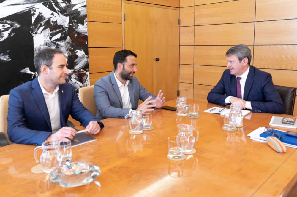 Reunión del secretario José Antonio Santano con el alcalde de Sagunto, Darío Moreno