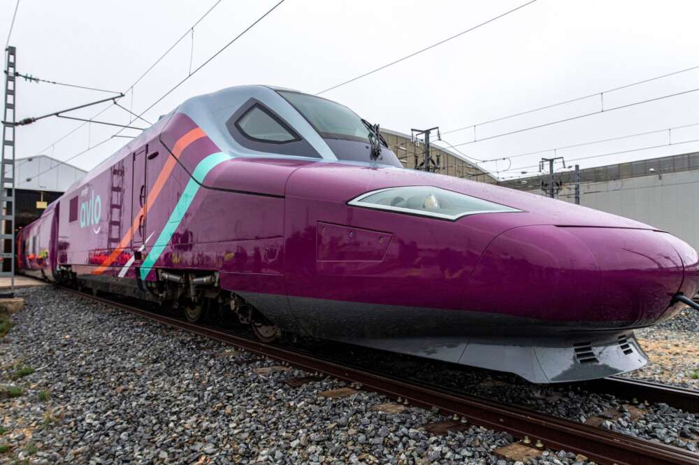 Un tren Avlo de Renfe. Foto: EFE