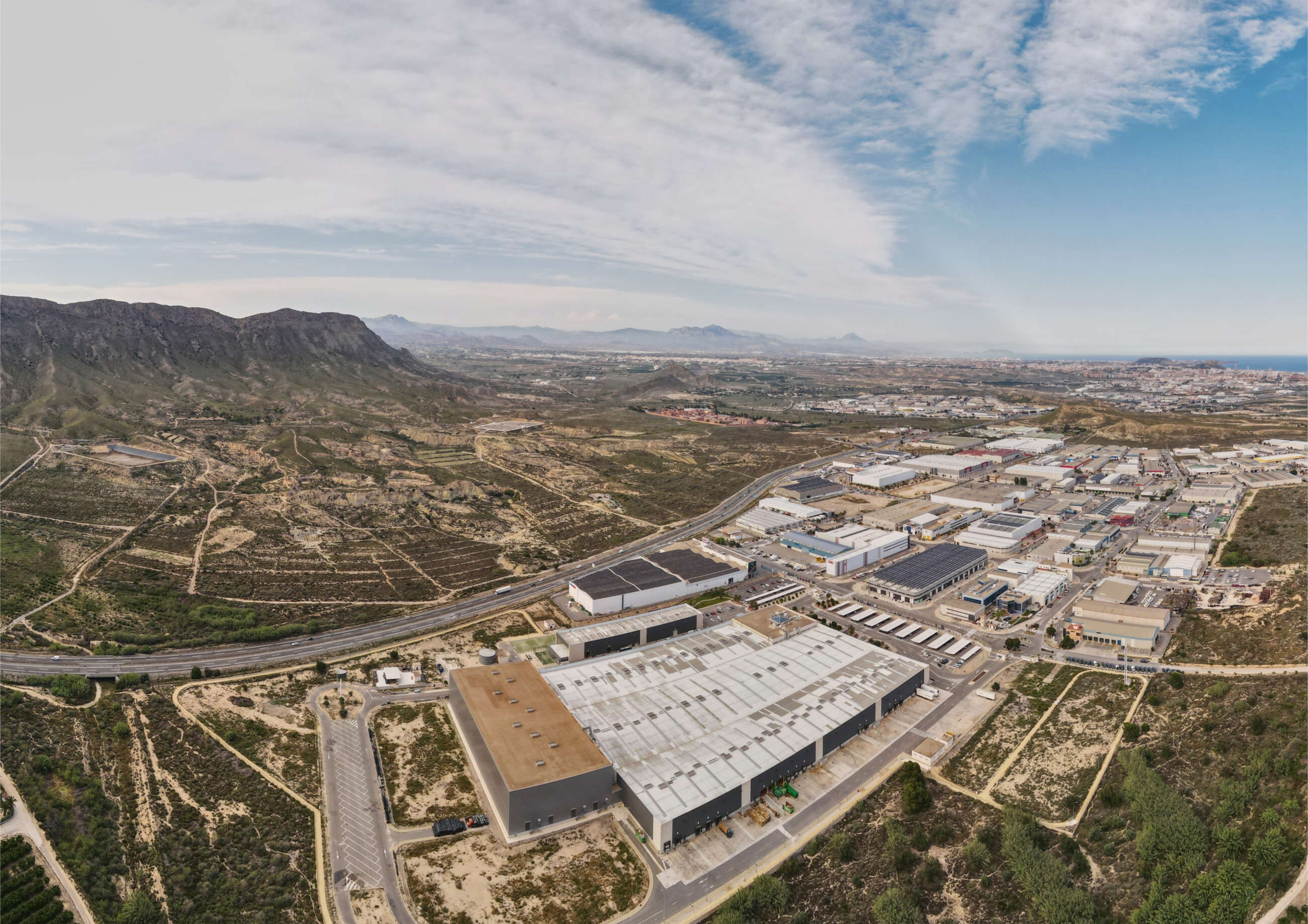 Una visión aérea de una fábrica de Alicante