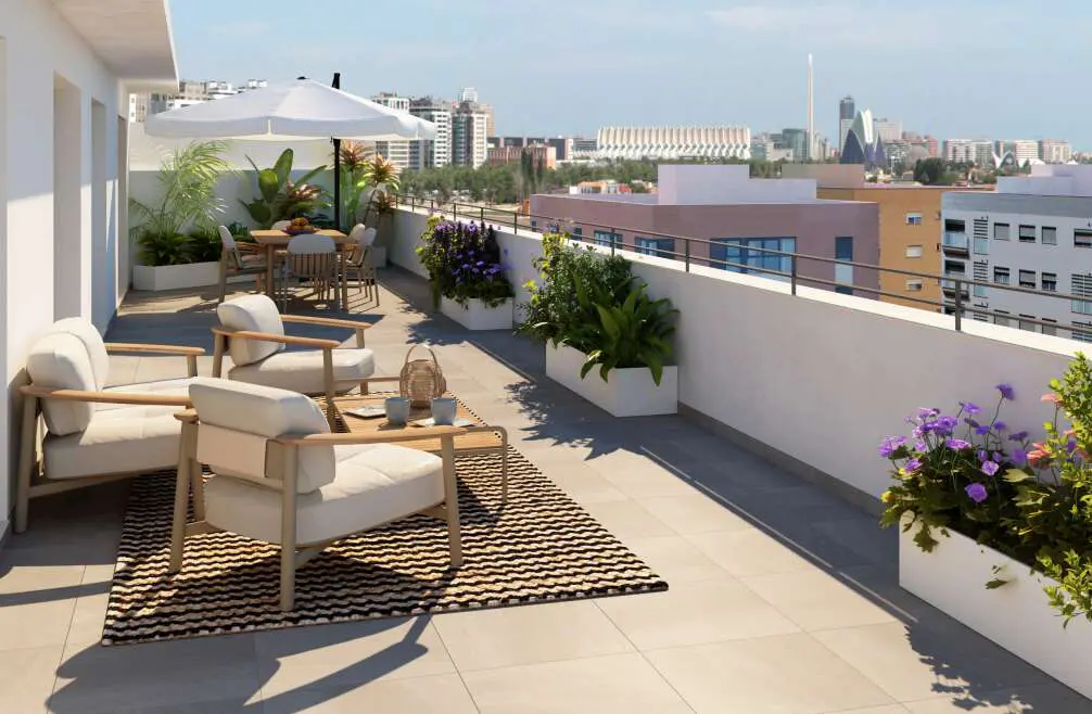 Terraza de una vivienda en construcción en Valencia hecha por Firmus Homes