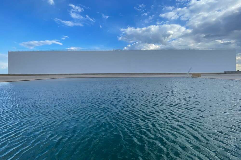 Tanque de agua perteneciente a la Ciutat de la Llum