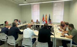 El conseller de agricultura valenciano, Miguel Barrachina, reunido con las organizaciones agrarias para discutir las ayudas por la sequía