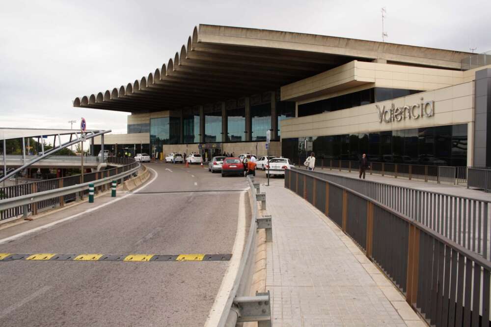 Aeropuerto de Valencia (exterior)