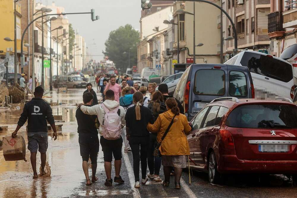 Sabadell ofrece una línea de ayudas a los damnificados por la DANA