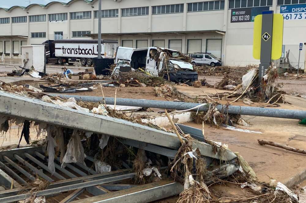 Un polígono industrial de Riba-roja destruido por la DANA en la Comunitat Valenciana