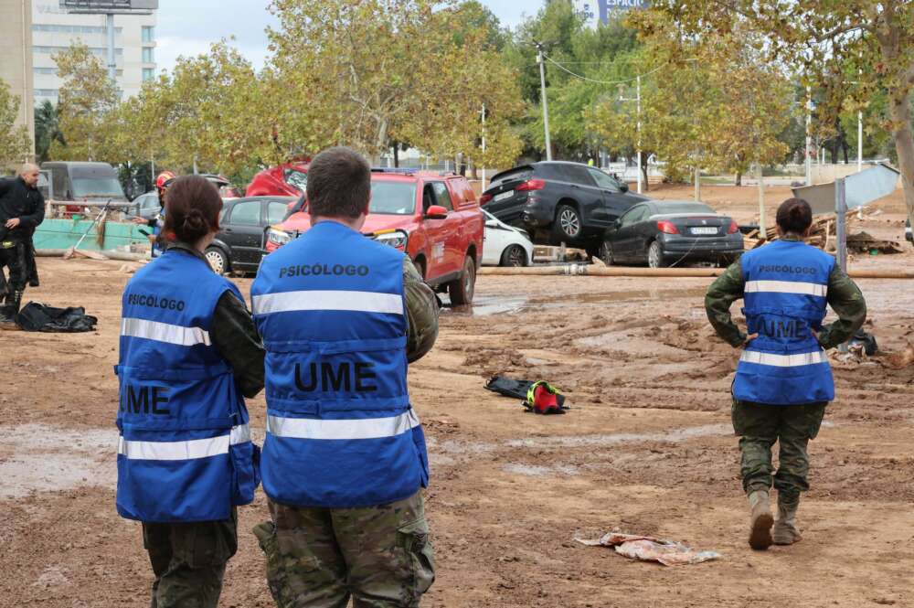 Sanitat desplega els seus tècnics de salut mental en la DANA de Valencia