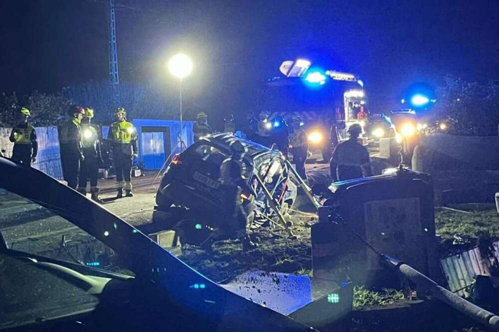 El coche de Antonio Baixauli totalmente destrozado / À Punt NTC