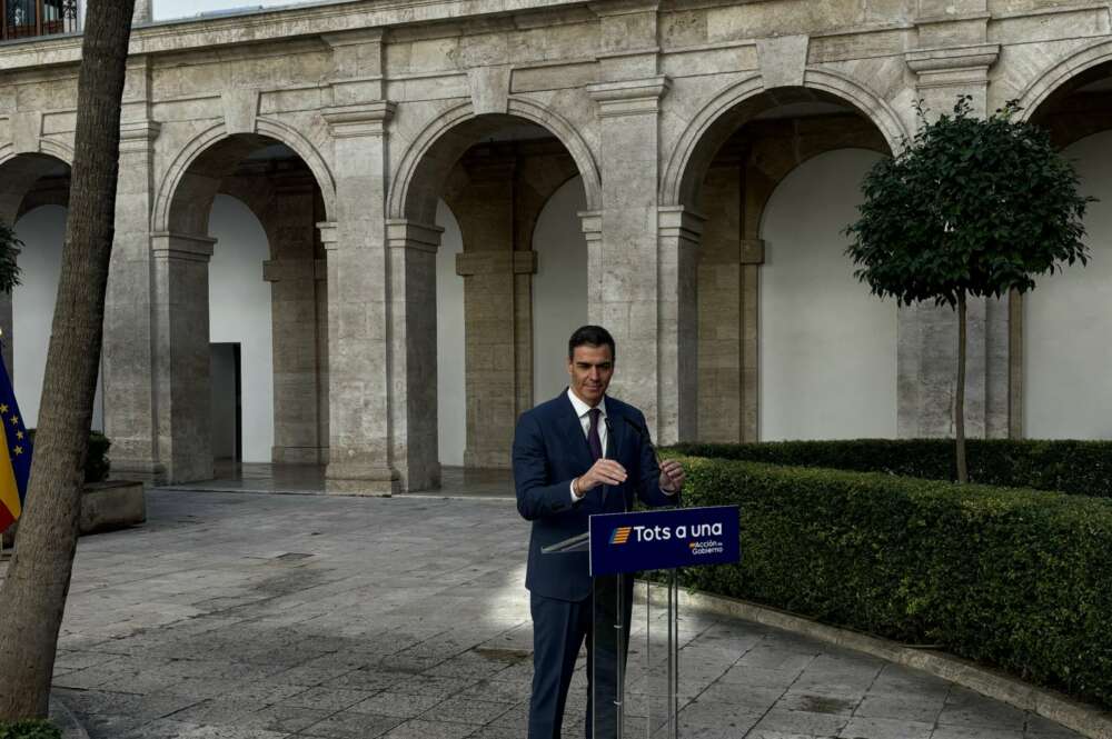 El presidente del Gobierno, Pedro Sánchez, atiende a los medios en Delegación del Gobierno en Valencia