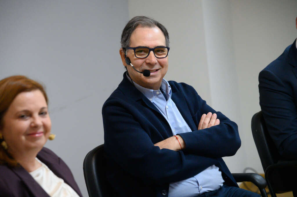 José Luis Santa Isabel, de Fecoval, en la mesa de Infraestructuras en el marco de la jornada ‘La Reconstrucción’, organizada por Economía Digital en Torrent (Valencia)