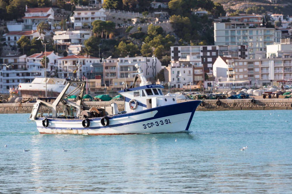 Un vaixell de pesca en Penyiscola