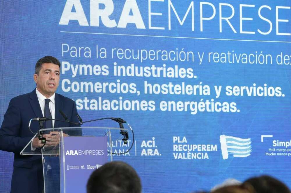 Mazón en la presentación de su nueva plan Ara Empreses por la DANA