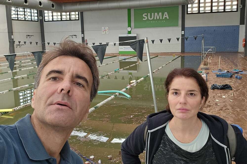 Jesús Ferrer y Hortensia Roig, en las instalaciones de SUMA Alfafar tras el paso de la DANA.