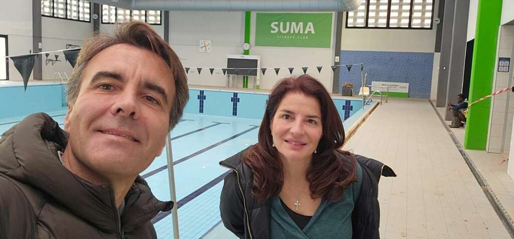 Jesús Ferrer y Hortensia Roig, en las instalaciones de SUMA Alfafar tras los trabajos de limpieza para recuperar el centro de los daños de la DANA.