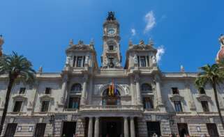 El ayuntamiento de valencia reduce su deuda