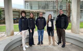 De izquierda a derecha, los investigadores de VRAIN de la UPV, Antoni Mestre, Manoli Albert, Vicente Pelechano, Miriam Gil y Joan Fons.