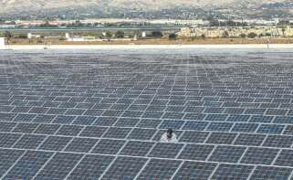 Placas solares de Arada mediado por a Generalitat