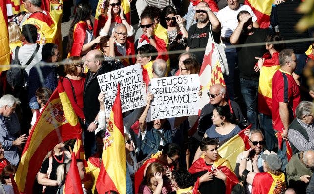 El Constitucionalismo Toma De Nuevo Las Calles De Barcelona