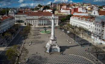 Portugal, con las calles prácticamente desiertas como consecuencia del coronavirus / EFE