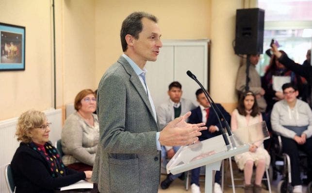 Ciudad Lineal rinde homenaje a su vecino más internacional, el astronauta Pedro Duque 07