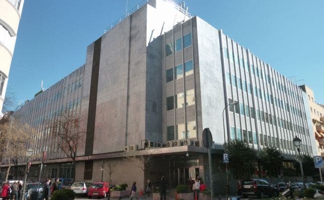 El Corte Inglés vende dos de sus edificios más míticos en Madrid y  Barcelona 
