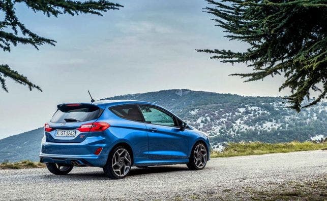 Ford Fiesta ST 2