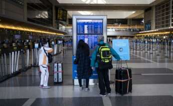 Vista de un aeropuerto en Estados Unidos. EFE/Etienne Laurent