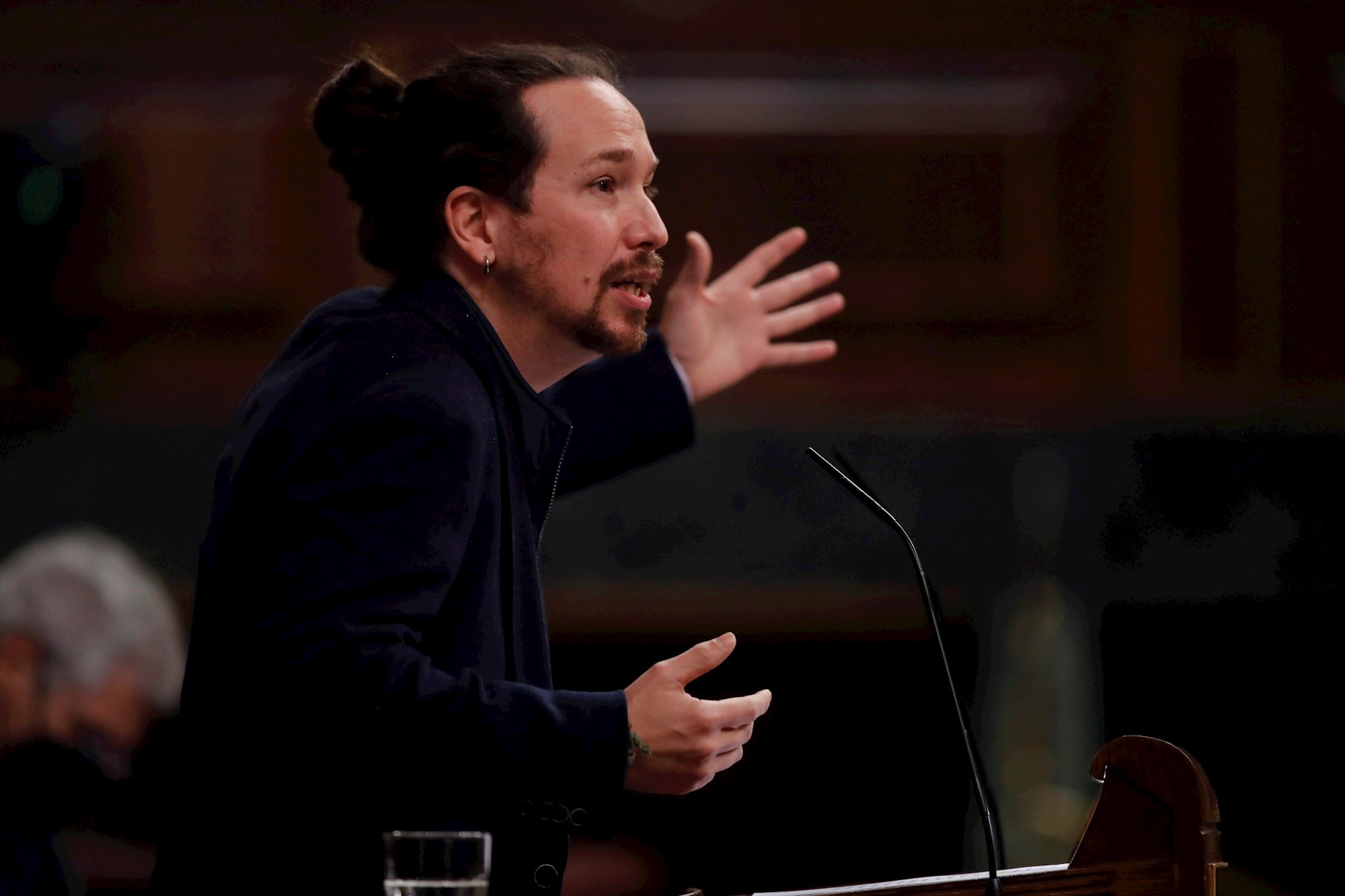 El vicepresidente segundo del Gobierno, Pablo Iglesias, interviene durante la sesión de control al Gobierno, el 17 de febrero de 2021 en el Congreso de los Diputados | EFE/JCH/Archivo