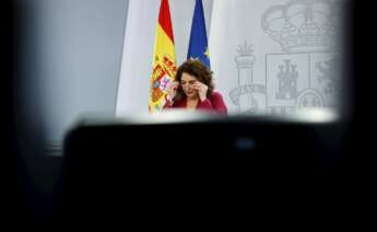 La portavoz del Gobierno y ministra de Hacienda, María Jesús Montero, durante la rueda de prensa posterior al Consejo de Ministors celebrado este martes en Moncloa. EFE/Zipi