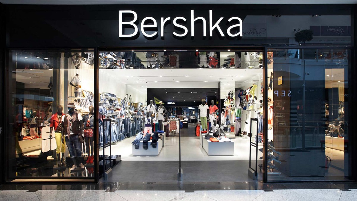 Bershka tiene una deportivas clavadas a Adidas a precio low cost - Economía  Digital