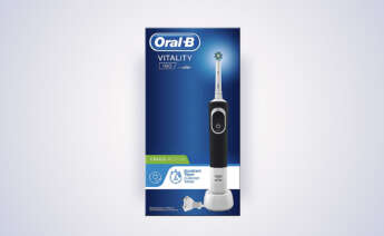 El cepillo eléctrico Oral-B Vitality 100, disponible en Amazon