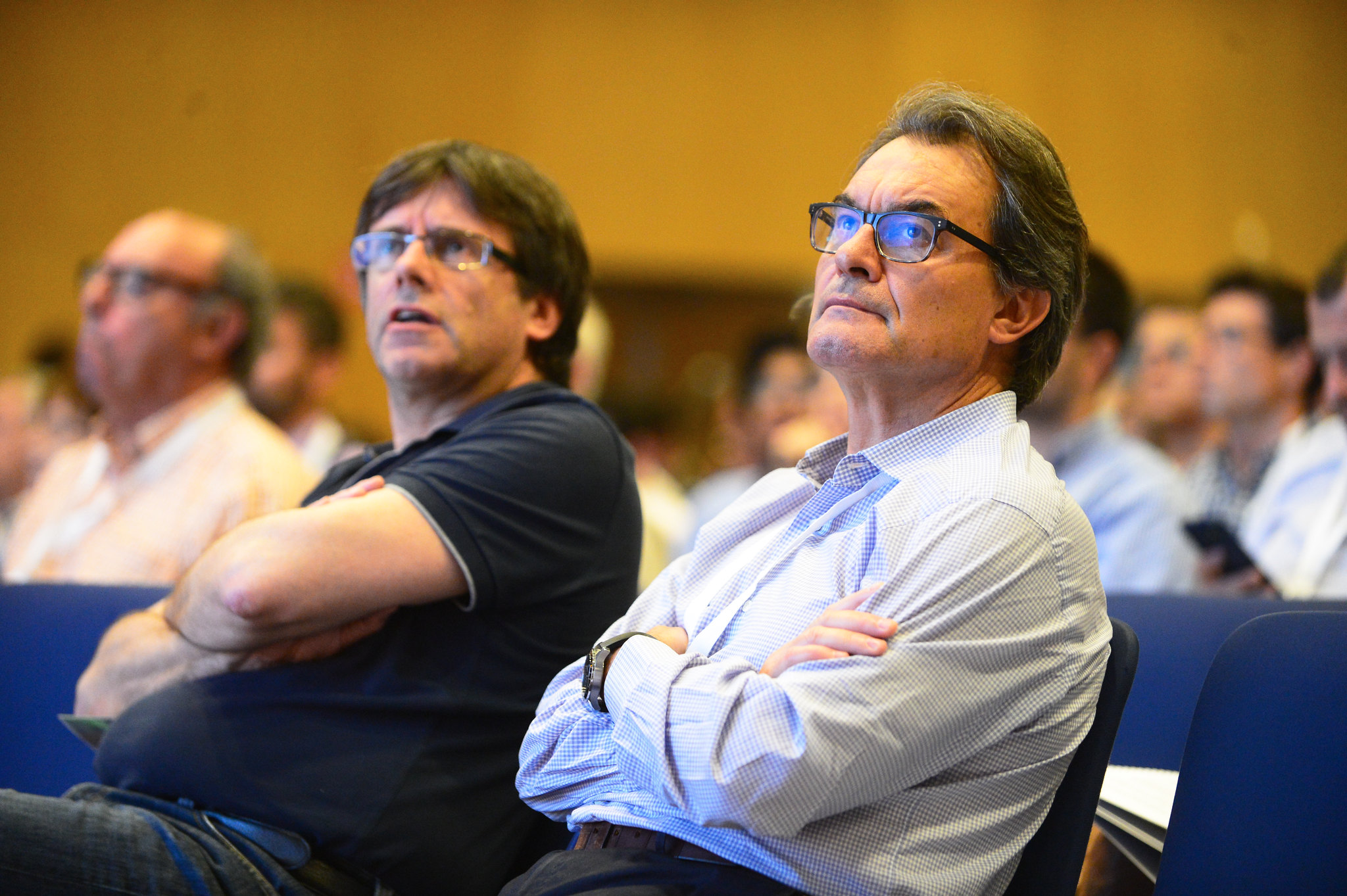 Los expresidentes Carles Puigdemont y Artur Mas, en el congreso funcional del Pdecat / CDC