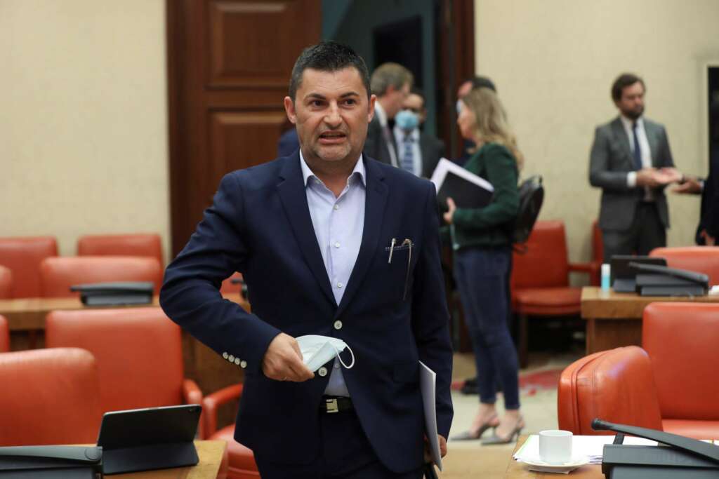 El presidente de UPTA, Eduardo Abad, en el Congreso de los Diputados. EFE/Kiko Huesca