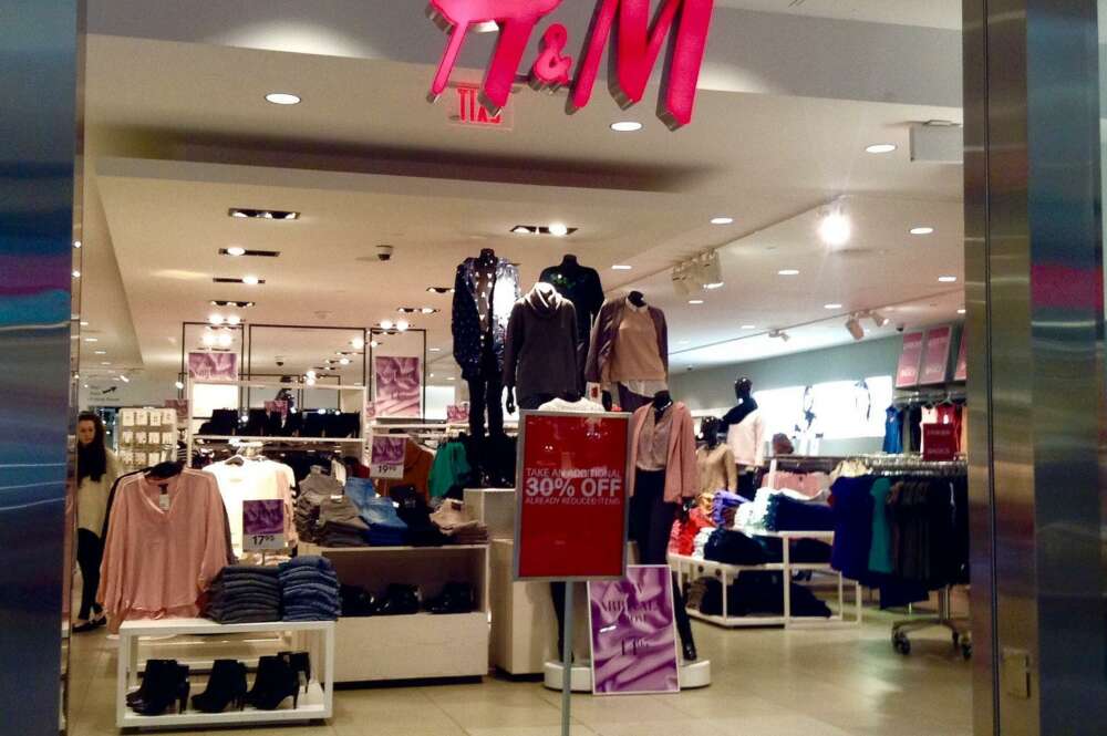 elevación Retirada ir a buscar El 'top ventas' de las rebajas de H&M sigue disponible en España con un  descuento del 40%: elegancia a precio 'low cost'