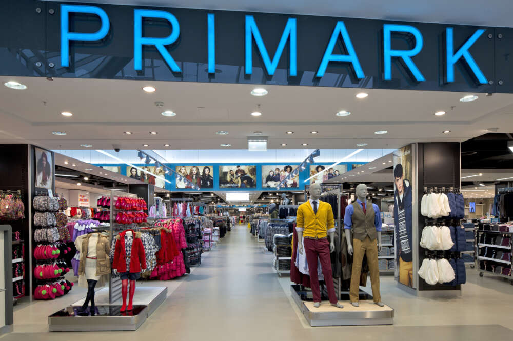 Generacion Legibilidad alabanza Mariah Carey inaugura noviembre y Primark ya vende pijamas de Navidad para  toda la familia - Economía Digital