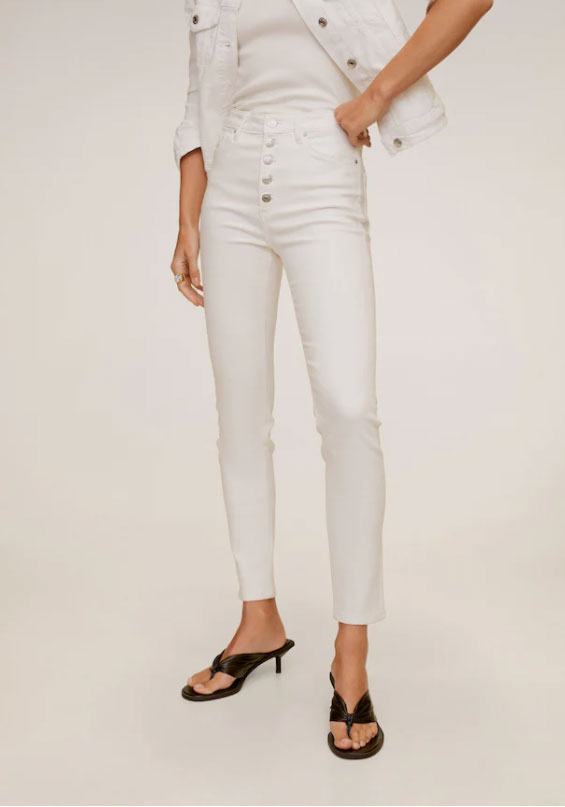 Jeans skinny a la venta en Mango