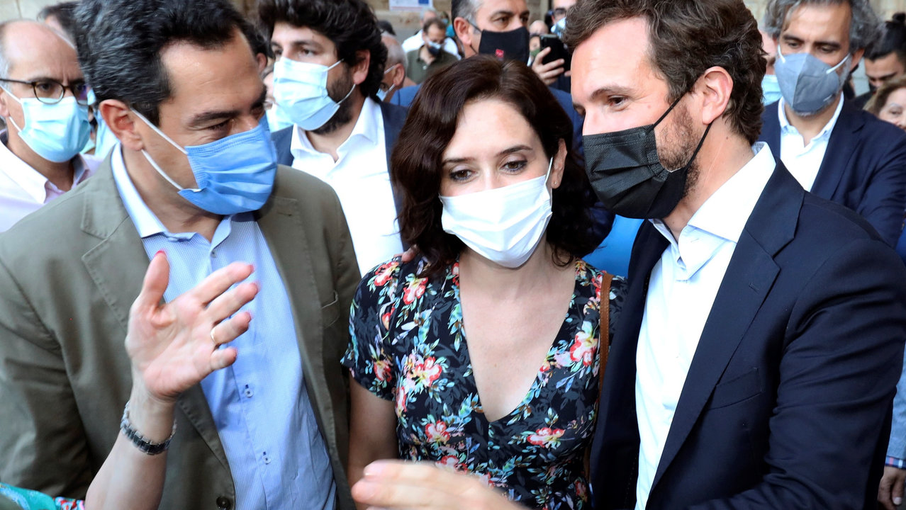 Juanma Moreno, Isabel Díaz Ayuso y Pablo Casado.