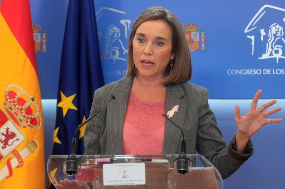 La portavoz del PP en el Congreso, Cuca Gamarra, ofrece una rueda de prensa con motivo de la reunión de la Junta de Portavoces en el Congreso de los Diputados en Madrid, este martes. EFE/ Fernando Alvarado