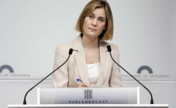 GRAFCAT5564. BARCELONA, 31/03/2022.- La presidenta de En Comú Podem en el Parlament, Jéssica Albiach, durante la rueda de prensa que ha ofrecido tras la primera reunión de seguimiento de la aplicación de los presupuestos de la Generalitat para 2022 que su partido ha mantenido con el Govern. EFE/Quique García