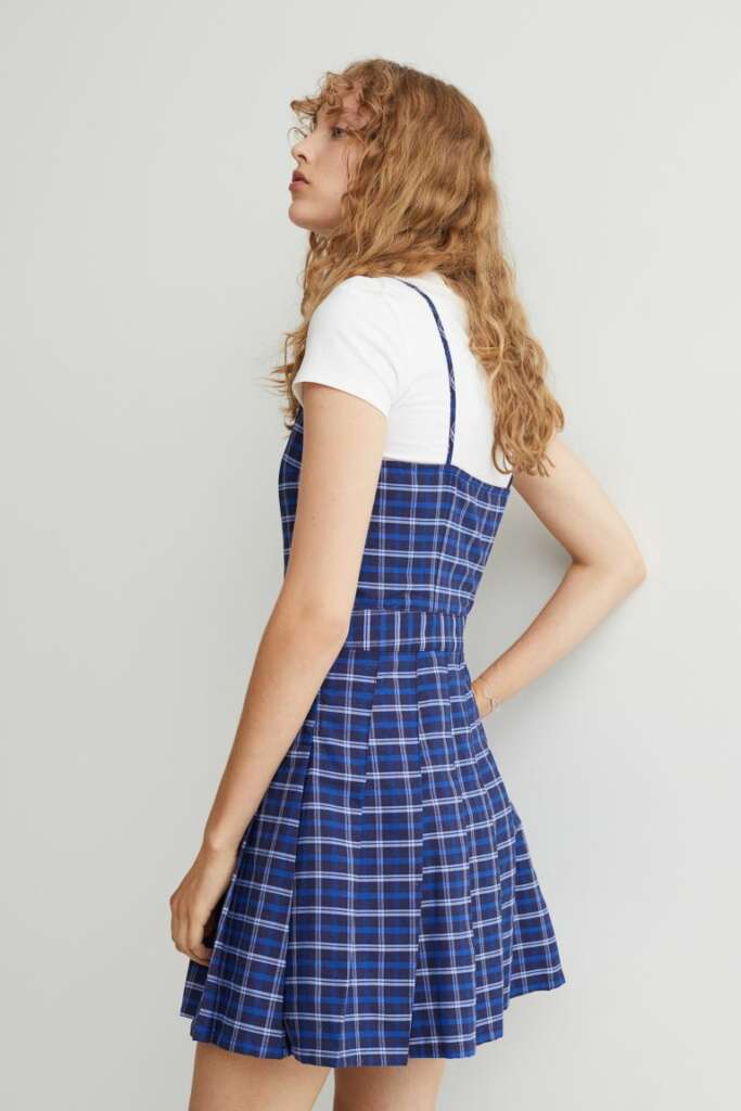 un acreedor preparar Días laborables H&M tiene el vestido de cuadros para tus 'looks' más juveniles rebajado a  menos de 10 euros - Economía Digital