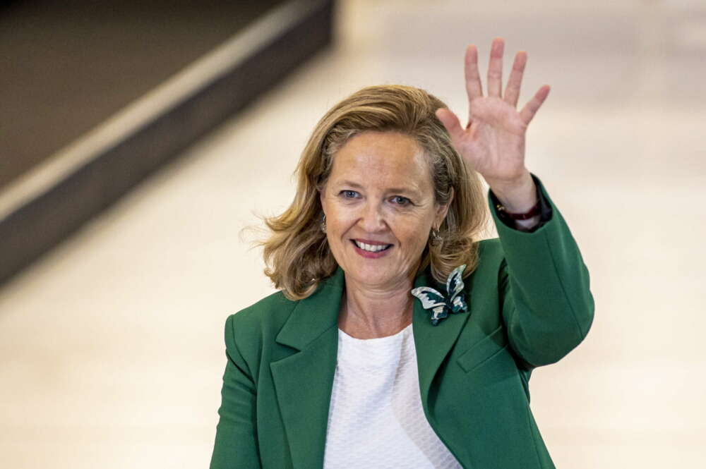 Prague (Czech Republic), 09/09/2022.- Spanish First Deputy Prime Minister and Economy Minister Nadia Calvino arrives for the European Economic and Financial Affairs Ministerial Meeting in Prague, Czech Republic, 09 September 2022. (República Checa, Praga) EFE/EPA/MARTIN DIVISEK