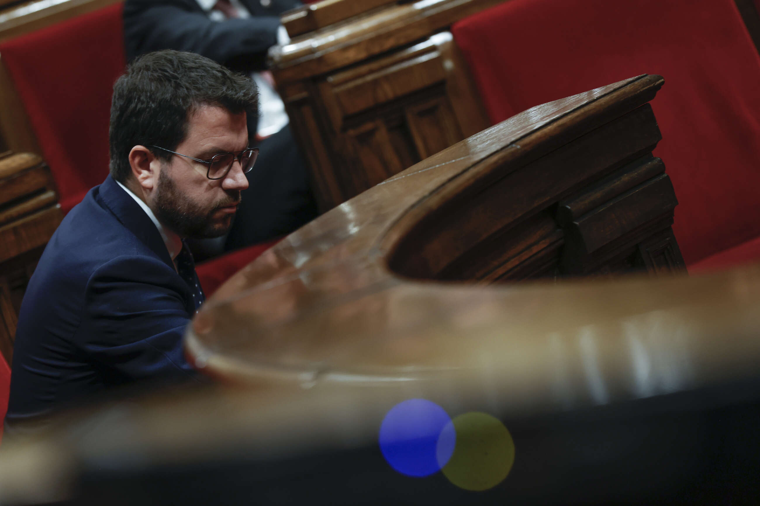 GRAFCAT1767. BARCELONA, 06/10/2022.- El presidente de la Generalitat, Pere Aragonès, durante la tercera jornada del pleno del Parlament que coincide con la consulta interna de JxCat para decidir si continúan o no en el Govern. EFE/Toni Albir