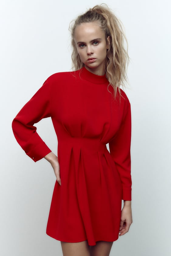 vestido corto rojo Zara