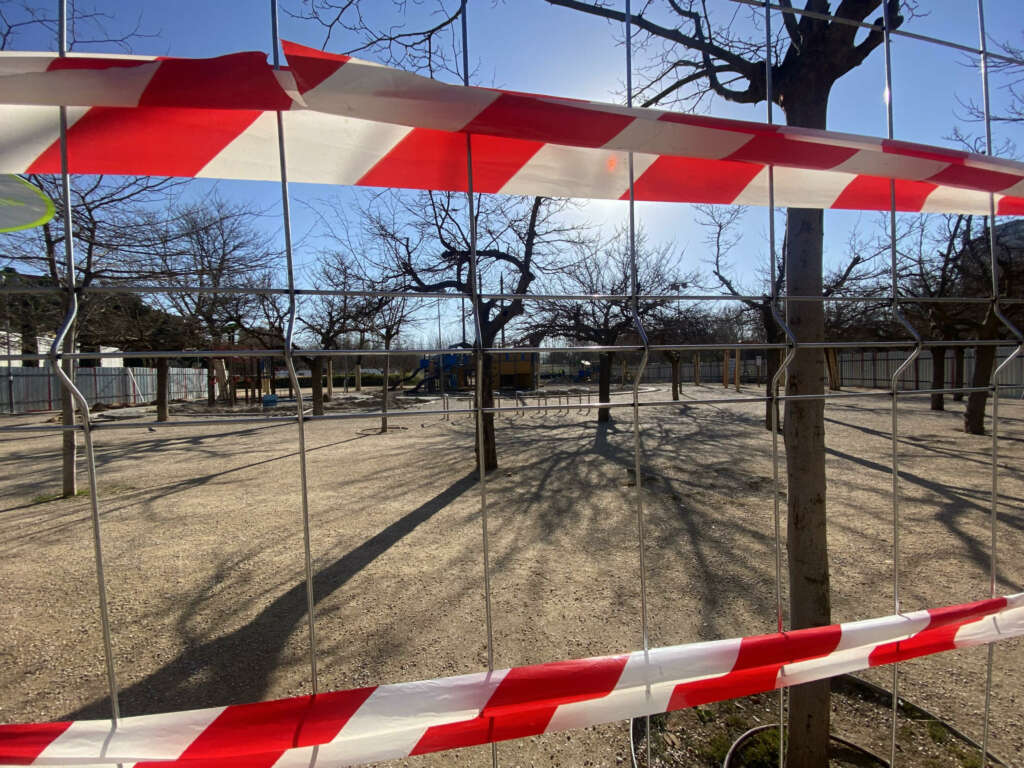 Almeida enfada a los vecino de Madrid Río. El parque está cortado por las obras para construir una parada de la ampliación de la línea 11 del metro./ Noelia Tabanera