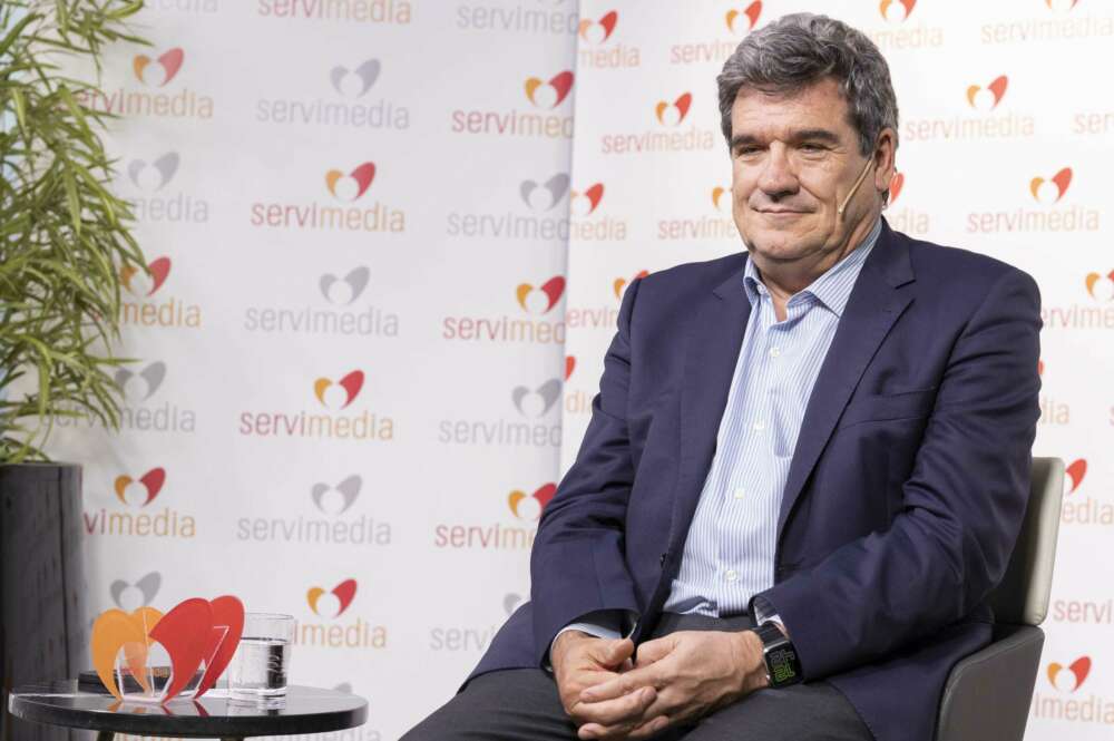 El ministro José Luis Escrivá, durante la entrevista en Servimedia | Foto Jorge Villa