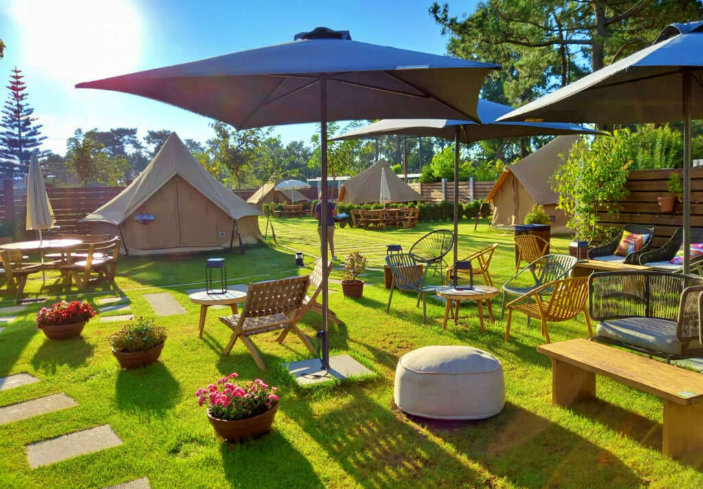 El Glamping Illa de Arousa dispone de 17 tiendas ubicadas. Foto: Glamping Illa de Arousa.