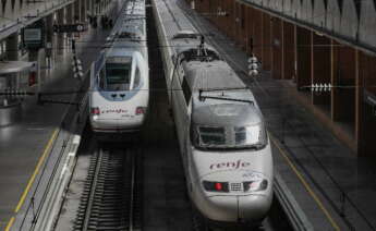 La promoción abarca los viajes con trenes AVE, Alvia, Euromed e Intercity. EFE/José Manuel Vidal