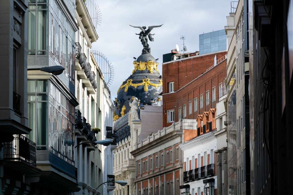 Madrid es la primera ciudad española que aparece en el listado. Foto: Freepik.